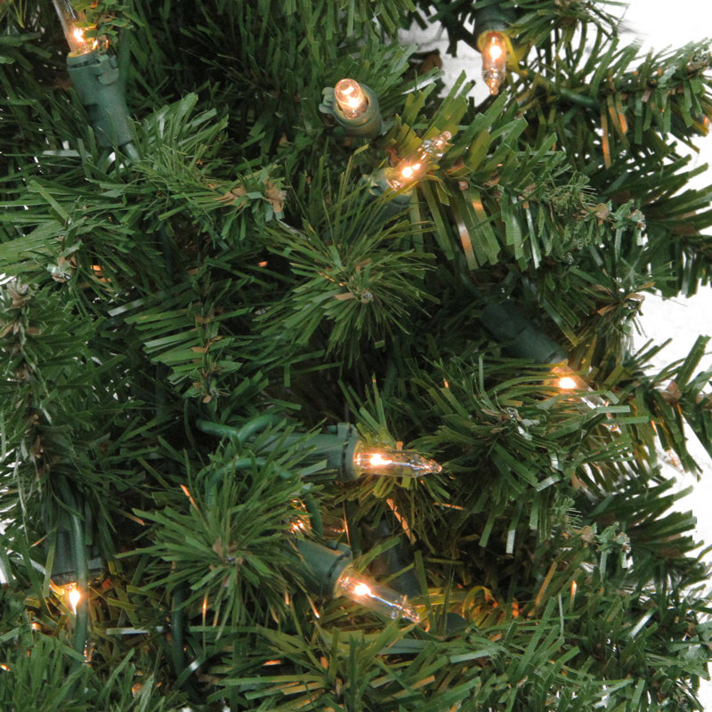 Pre-Lit Northern Pine Artificial Christmas Wreath, Clear, 36"