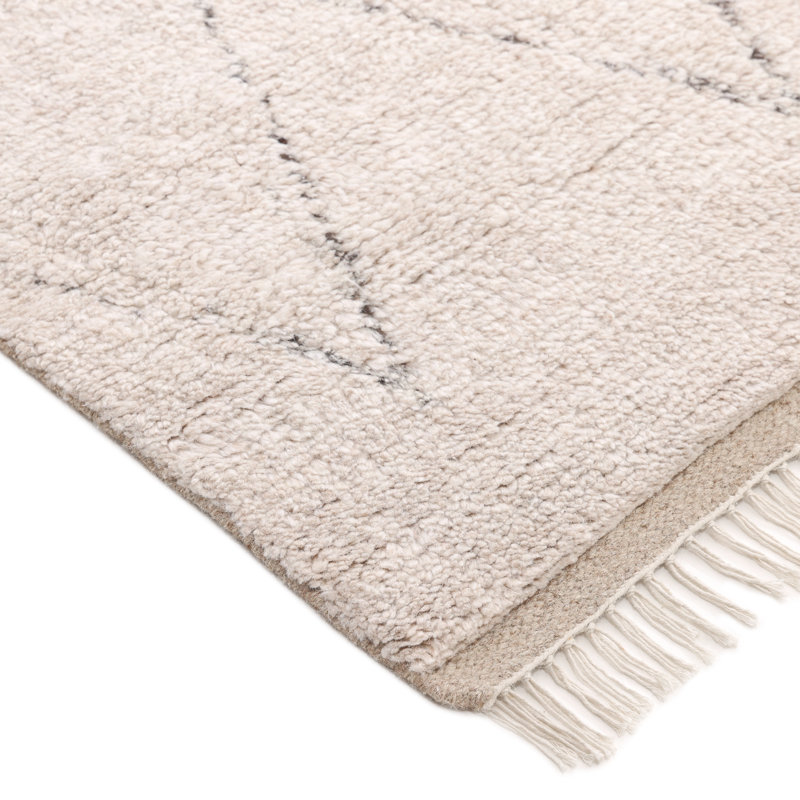 Flerida Moroccan Area Rug in Linen, Rectangle 5' x 8'