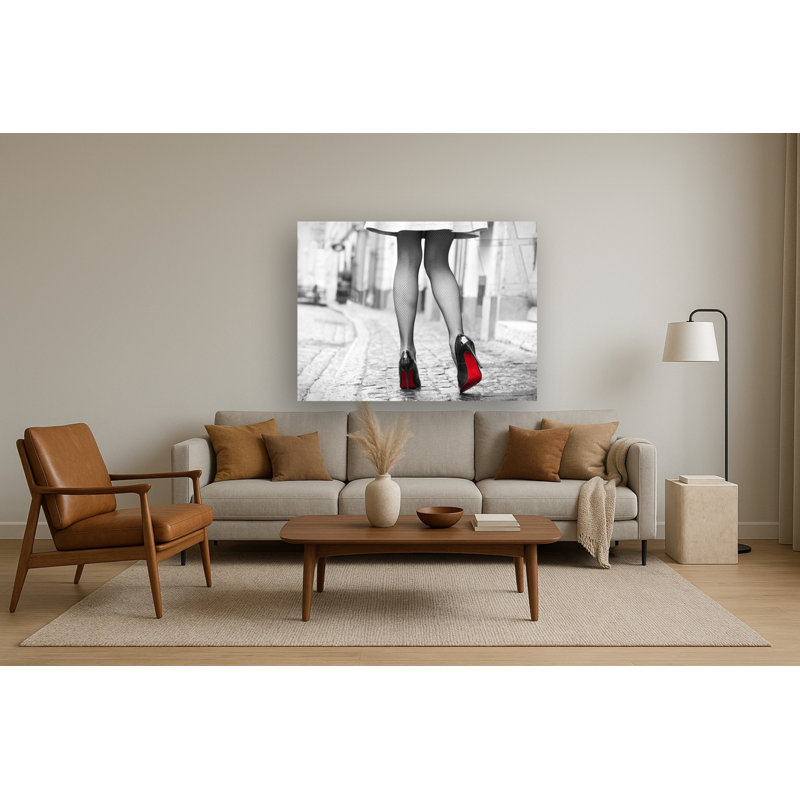 Art mural en verre trempé sans cadre Red Bottom Runway - 40 po x 60 po