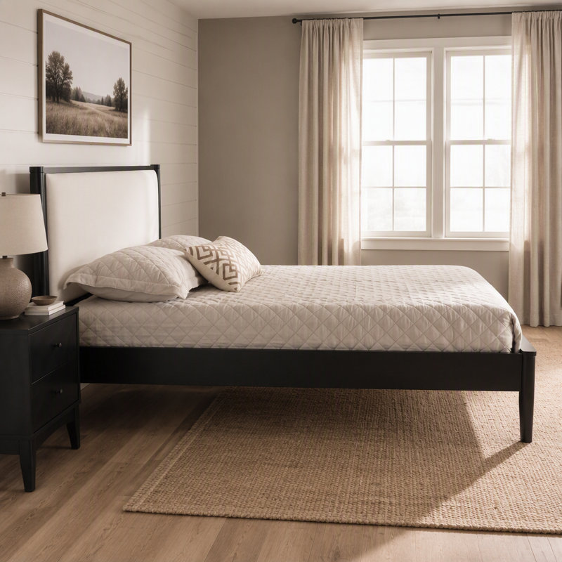 Lit plateforme en bois massif avec tête de lit tapissier Boucle, Très grand lit, Noir