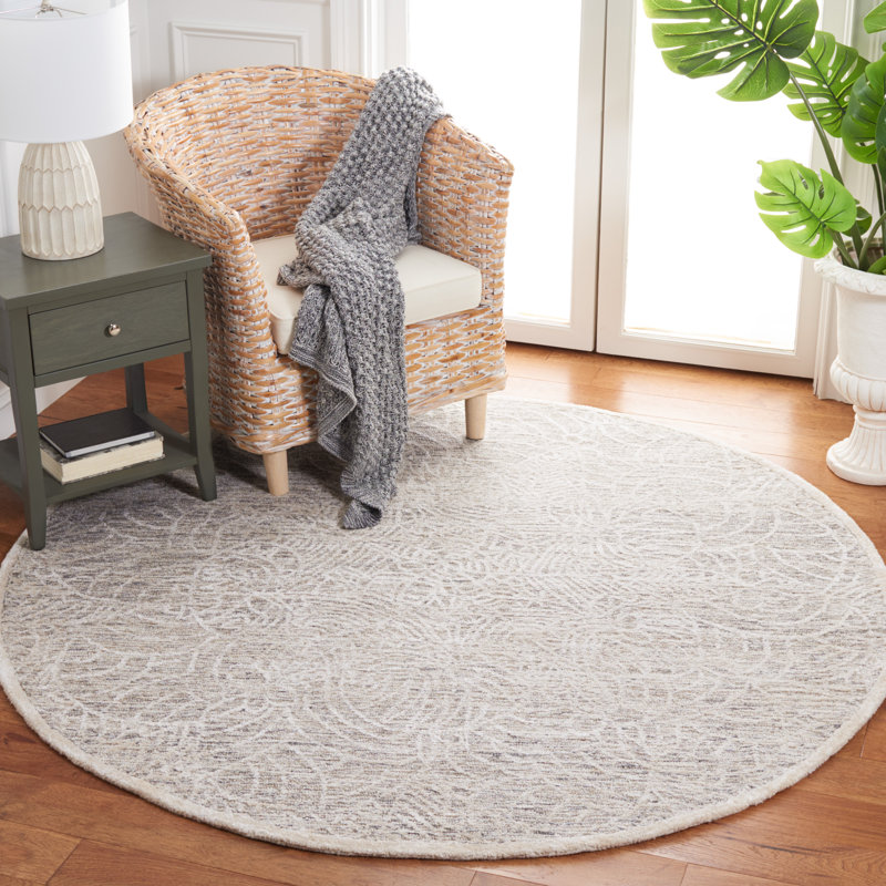Bathel Hand Tufted Wool/Bamboo Silk/Cotton with Cotton Backing Floral Rug in Gray/Ivory, Round 6'