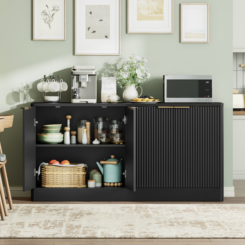 Buffet avec portes et tablettes