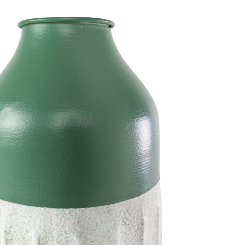 Vase en métal Corrigan Studio®