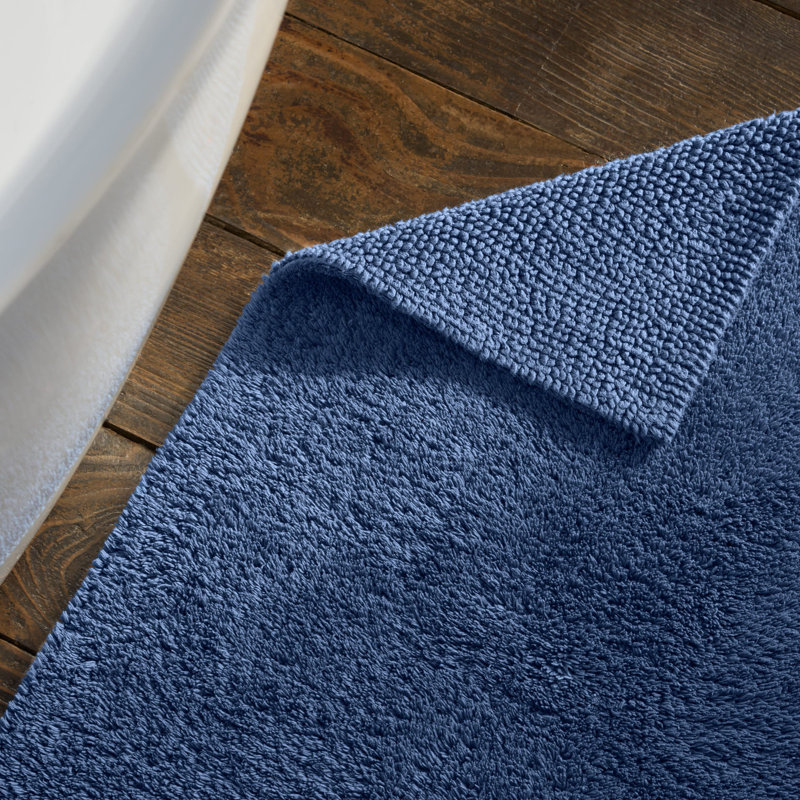 Reversible Bath Rug, Deep Sea