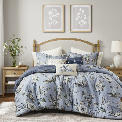 Literie Queen Vintage Floral 7 pièces avec motif floral réversible et texture agréable pour une chambre apaisante. Douceur et respirabilité en toutes saisons. Comprend 3 coussins décoratifs, un cache-sommier et une couette de 7 pièces.