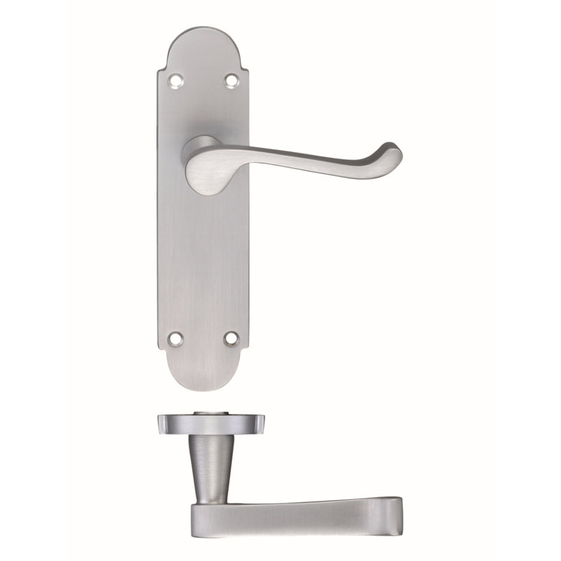 Patternsin Latch Door Handle, Satin Chrome