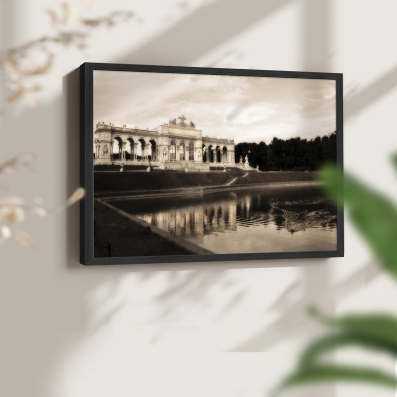 Gloriette Schonbrunn - Reproduction encadrée - Restickable, H 22 po x l 28 po, Noir, noir, noir, noir