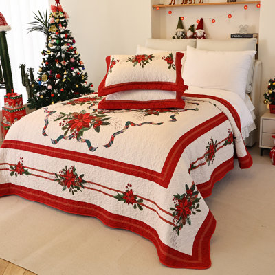 Janaid Beige/Red Microfiber Reversible Quilt Set Christmas Decoration Bedding Set