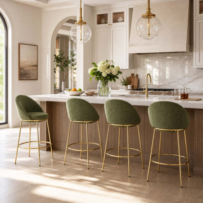 Tabouret de bar d'intérieur moderne de luxe rembourré vert avec pieds dorés polis et repose-pieds circulaire pour la salle à manger