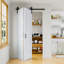 Porte de grange pliante cintrée à 2 panneaux en bois manufacturé blanc, préassemblée, 48 po x 84 po, avec trousse de quincaillerie d'installation (idéale pour les petits placards, garde-manger, buanderie, salle de bain)-109052749