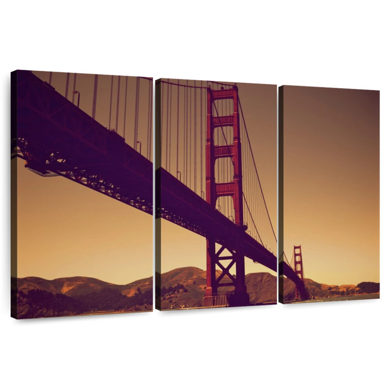 Lilie au coucher du soleil à Golden Gate, H 24 po x l 38 po