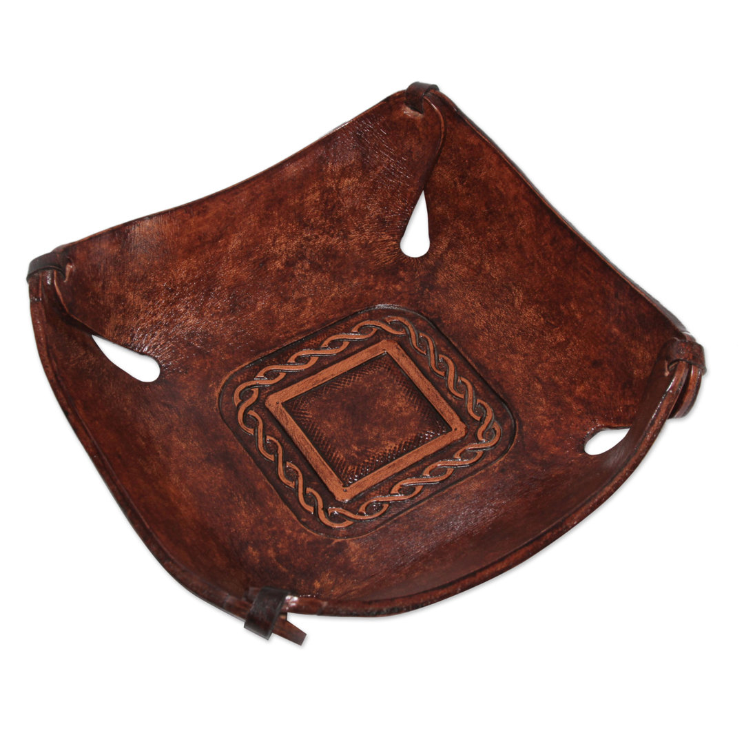Donner Leather / Faux Leather Tray World Menagerie
