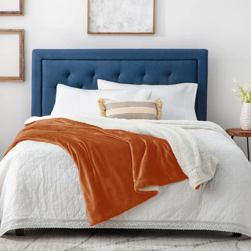 Super Soft Sherpa Fleece Blanket – Reversible Cozy Throw 240 GSM, Rust, 150cm x 130cm