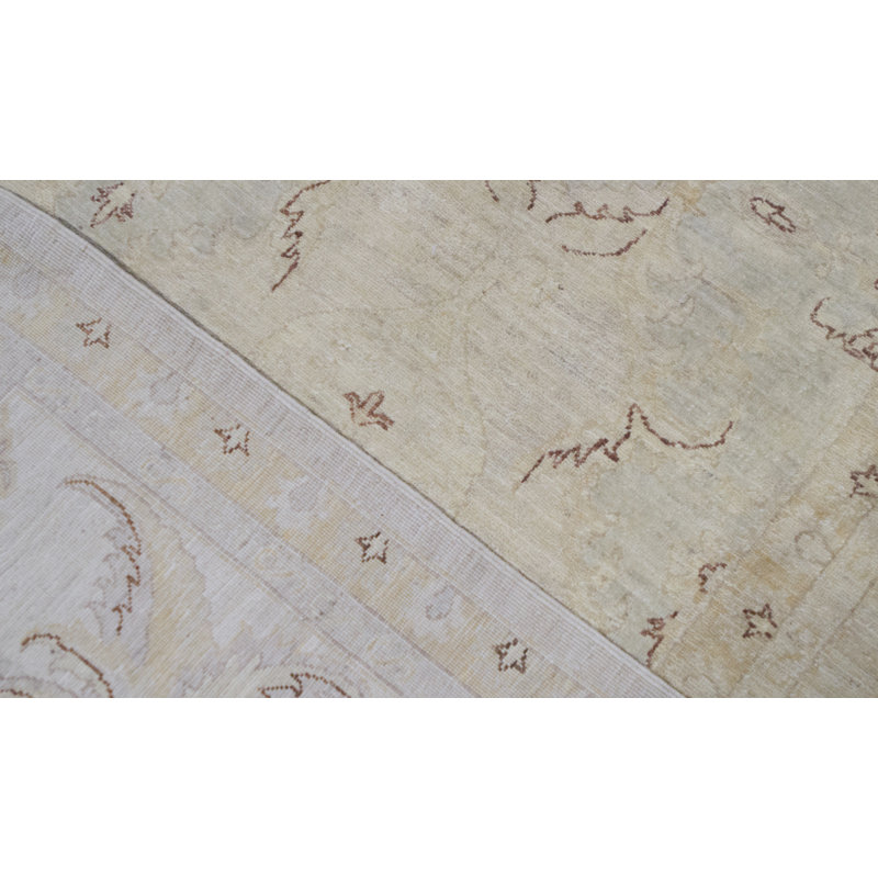 Ziegler Hand-Knotted High-Quality Gray and Ivory Area Rug