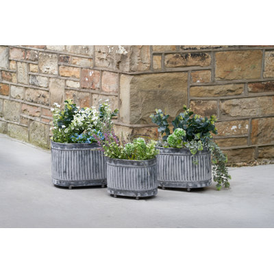 Bethke Metal Pot Planter