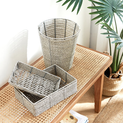 Baum Plastic Decorative Basket