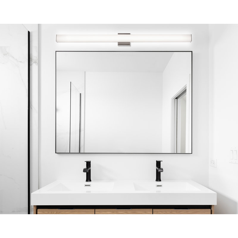 Meuble-lavabo à DEL 48 po Oleta - 120 à 277 V - 5 TAC, Nickel satiné