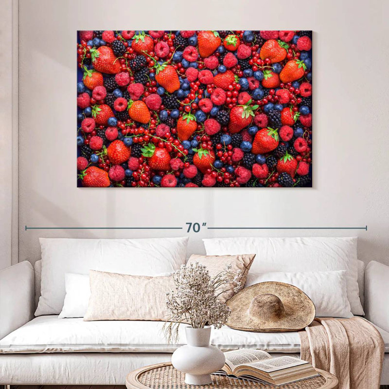 Yarlin Berries, 32'' H x 48'' W
