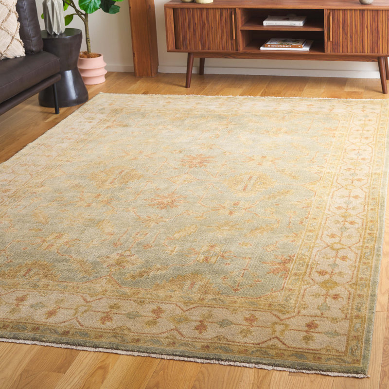 Oushak Oriental Hand-Knotted Wool Soft Green/Ivory Area Rug, Rectangle 6' x 9'