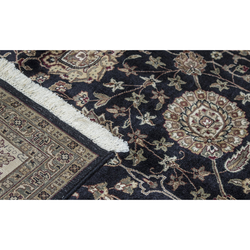 Marquis Oriental Area Rug in Black/Beige