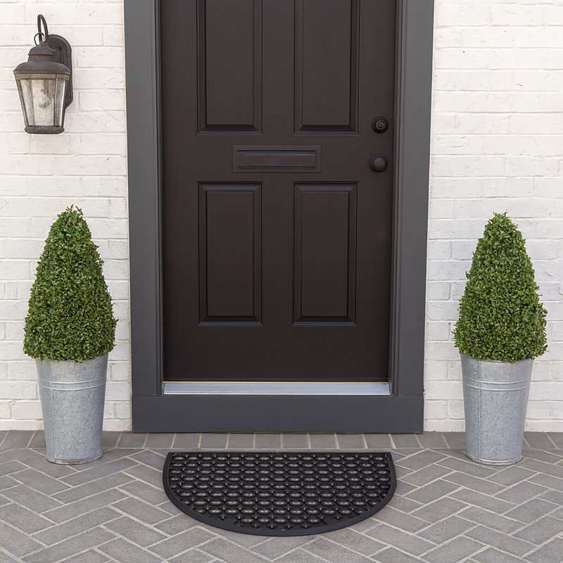 Tapis de porte demi-lune en caoutchouc 23,5 po x 15,75 po