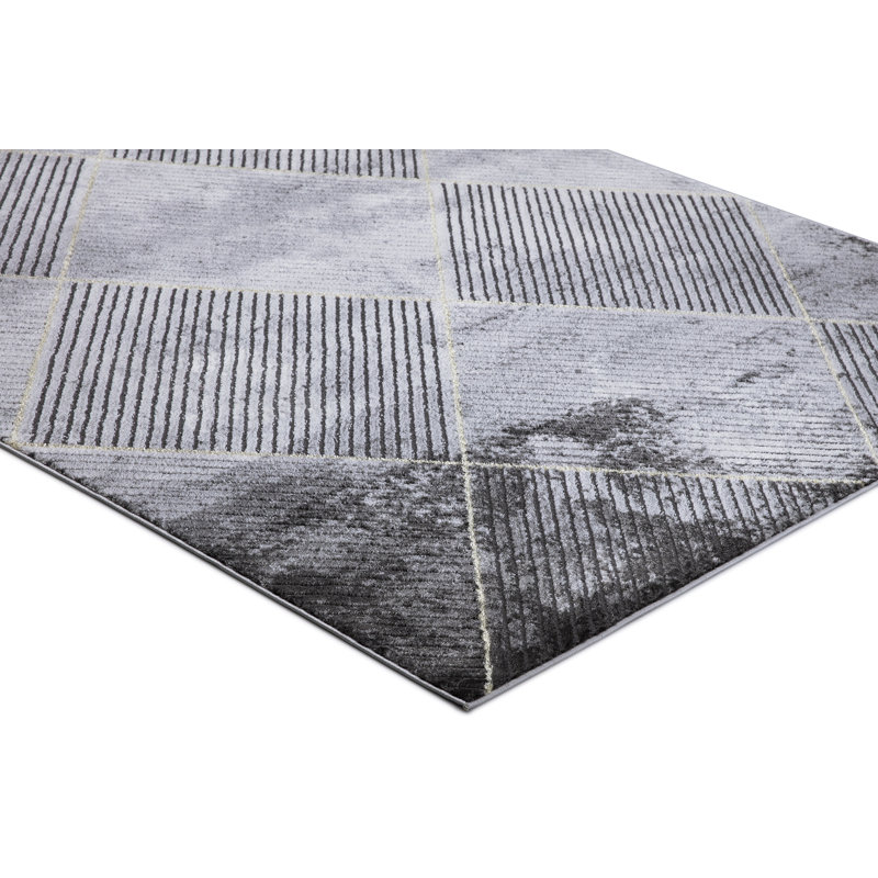 Geometric Indoor Rug, Rectangle 5'3" x 7'3"