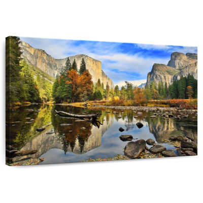 Paysage de la rivière Alvord Merced