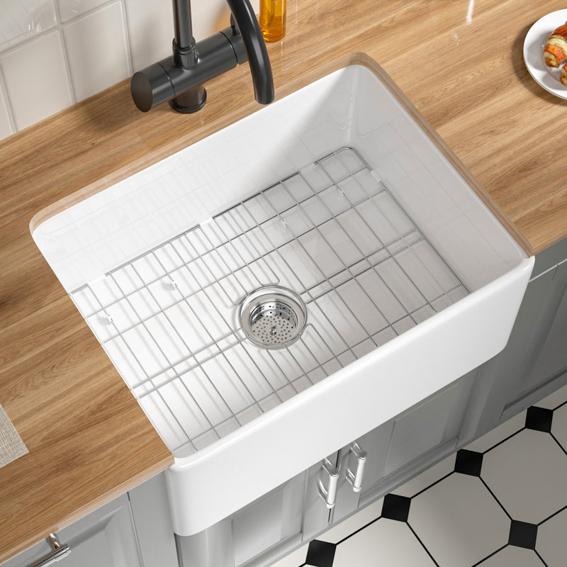 Évier de cuisine en argile réfractaire à tablier simple L 24 po x l 18 po avec crépine et grille inférieure