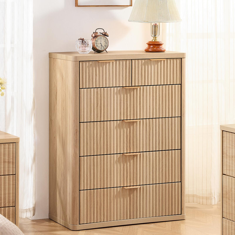 Farmhouse Fluted 6 Drawers Dresser for Bedroom, 42" Tall Modern Chest of Drawers with Metal Handle, Curved Profile Design, Wood Drawer Organizer for Bedroom, Living Room, Hallway, Entryway
