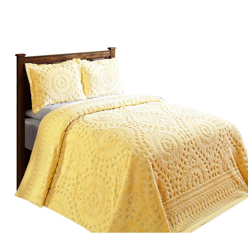 Rio 100% Cotton Chenille Tufted Bedspread, Traditional Medallion Design, Soft Breathable All-Season Machine Washable Coverlet, OEKO-TEX Certified, Queen Size, Yellow