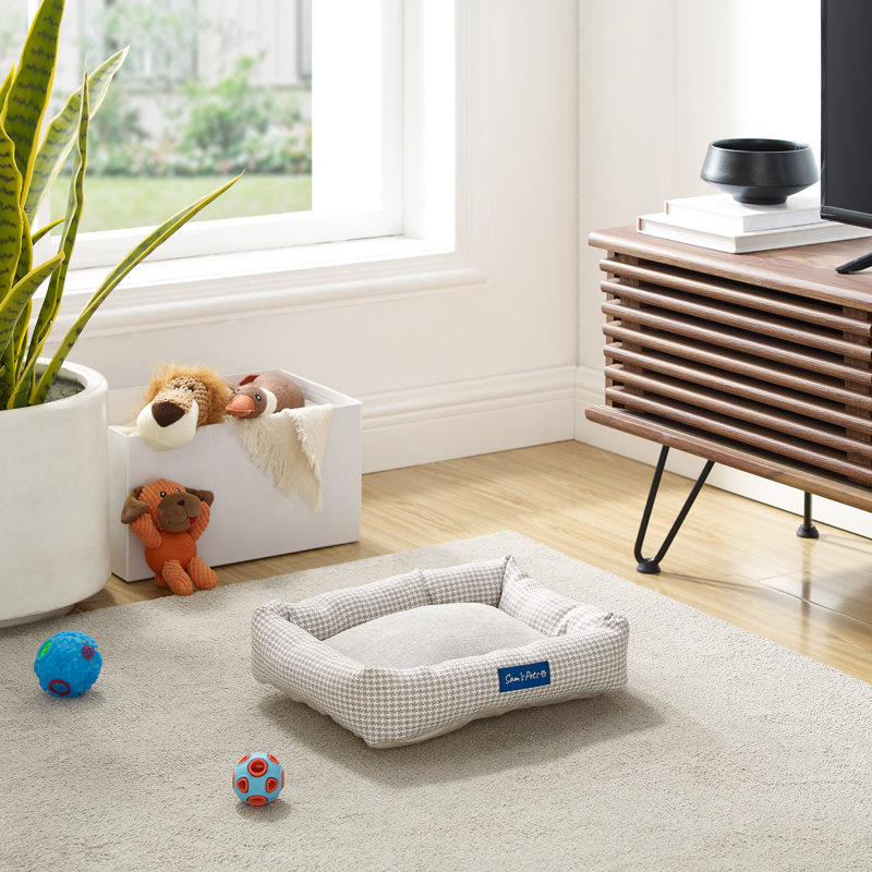 Small Beige Plaid Elevated Outdoor Dog Bed