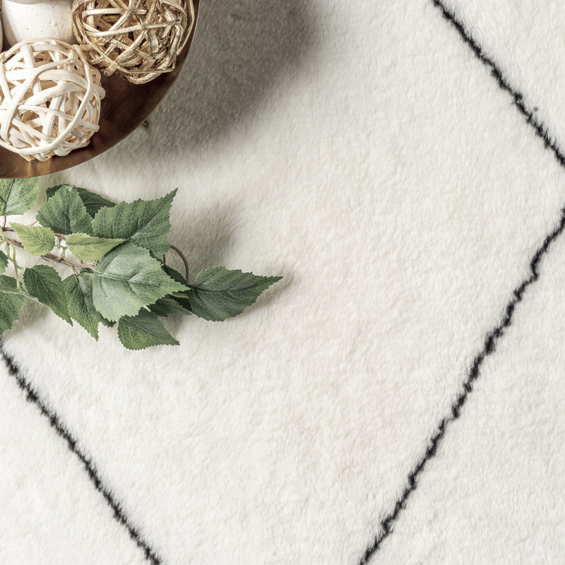Ivory Trellis Washable Shag Area Rug 5' x 8'
