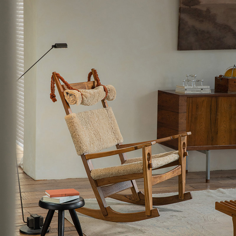 Chaise berçante simple en bois massif, Beige