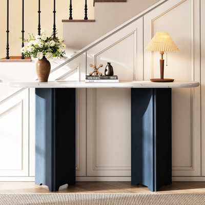 Table de vestibule rustique avec plateau ovale en marbre et pieds robustes en bois et console en blanc marine Élégante texture en faux marbre Fabrication en bois bleu marine et blanc