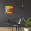 Art mural en verre épique «Le chat qui sauve» par Koday, 24 po x 24 po-958557009