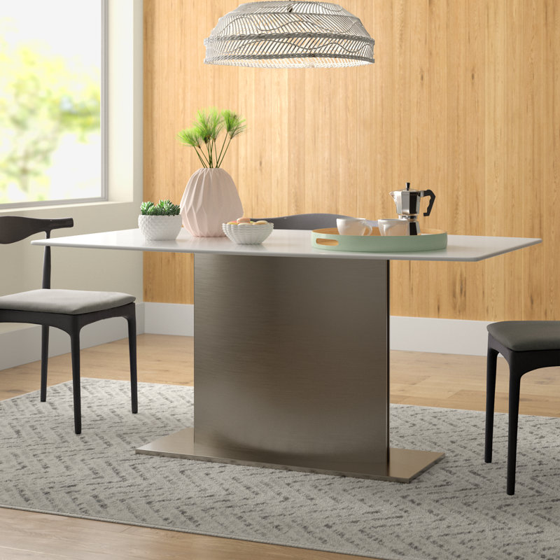 Avanni Dining Table