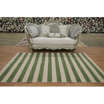 Tapis vert réversible à rayures vertes sur fond crème 5 x 8 po