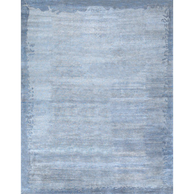 Contemporary Area Rug in Blue