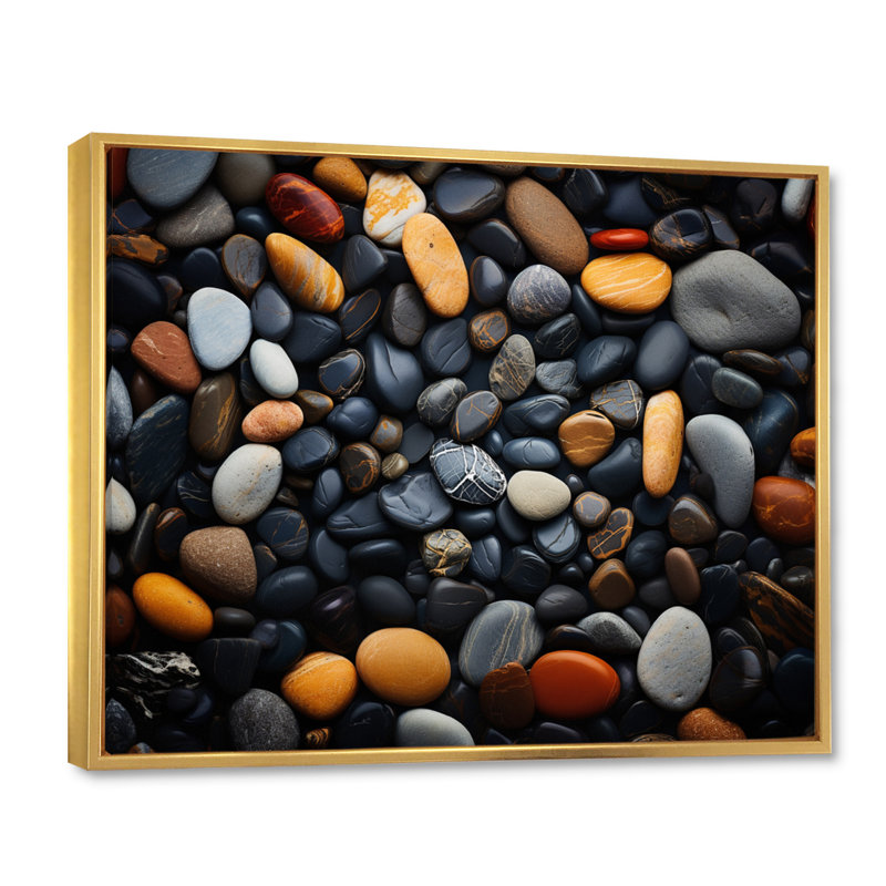 Motif de plage rocheuse III sur toile, Cadre flottant doré, H 34 po x l 44 po x P 1,5 po