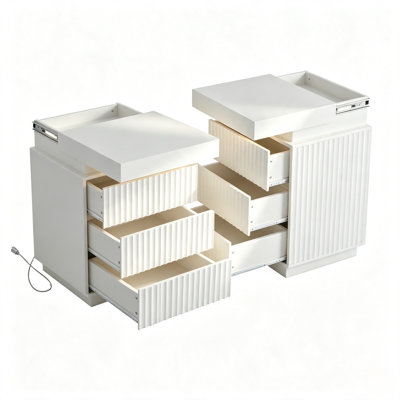 Ensemble de 2 tables de chevet blanches avec station de charge et lumières à DEL RVB, table de chevet à panneau ondulé cannelé avec rangement caché à plateau coulissant, table de chevet à panneau de particules pour chambre à coucher