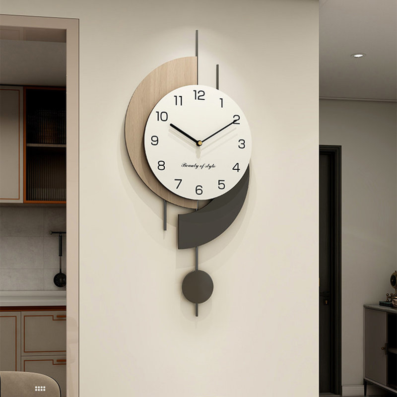 Horloge murale décorative asymétrique en bois pâle, 27.56"H*12.6"W*1.97"D