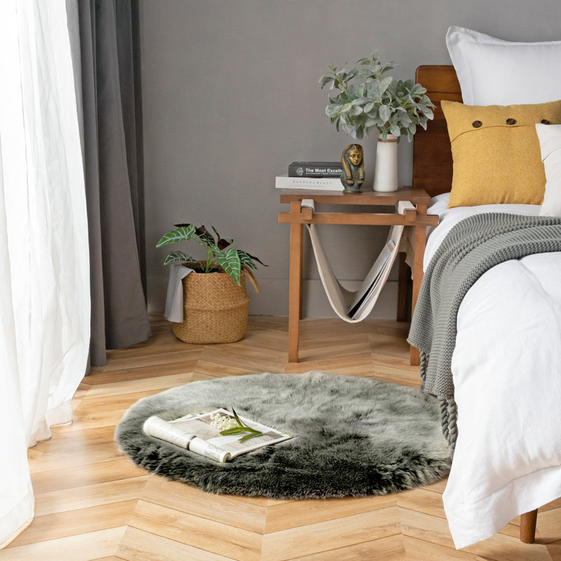 Tapis gris tissé à la machine 2 pi x 3 pi Novelty, Rond 3 pi