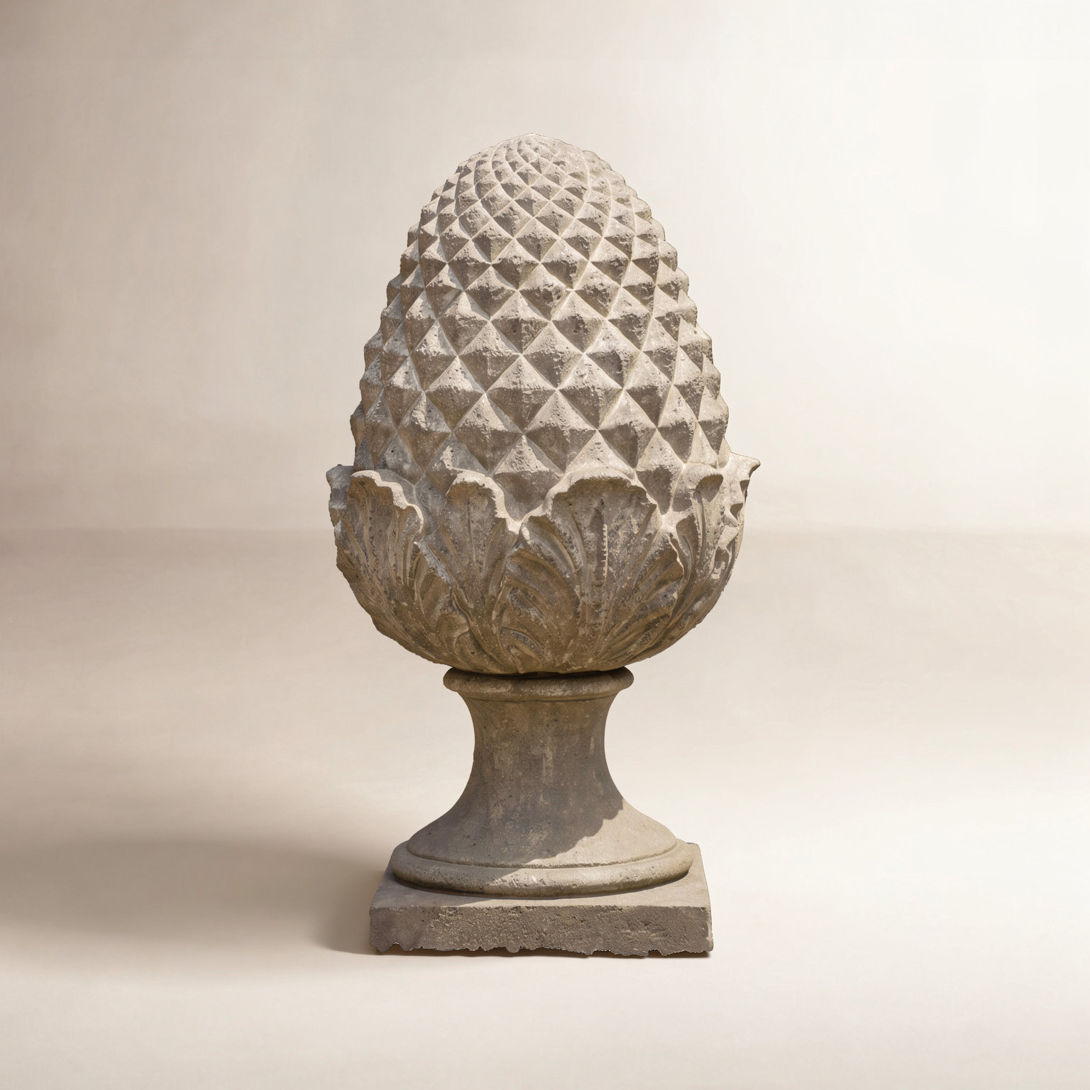 Connerton Handcrafted Garden Statue, Verde