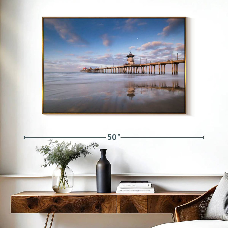 Coastal Huntington Pier, Cadre flottant doré, 40 po x 27 po