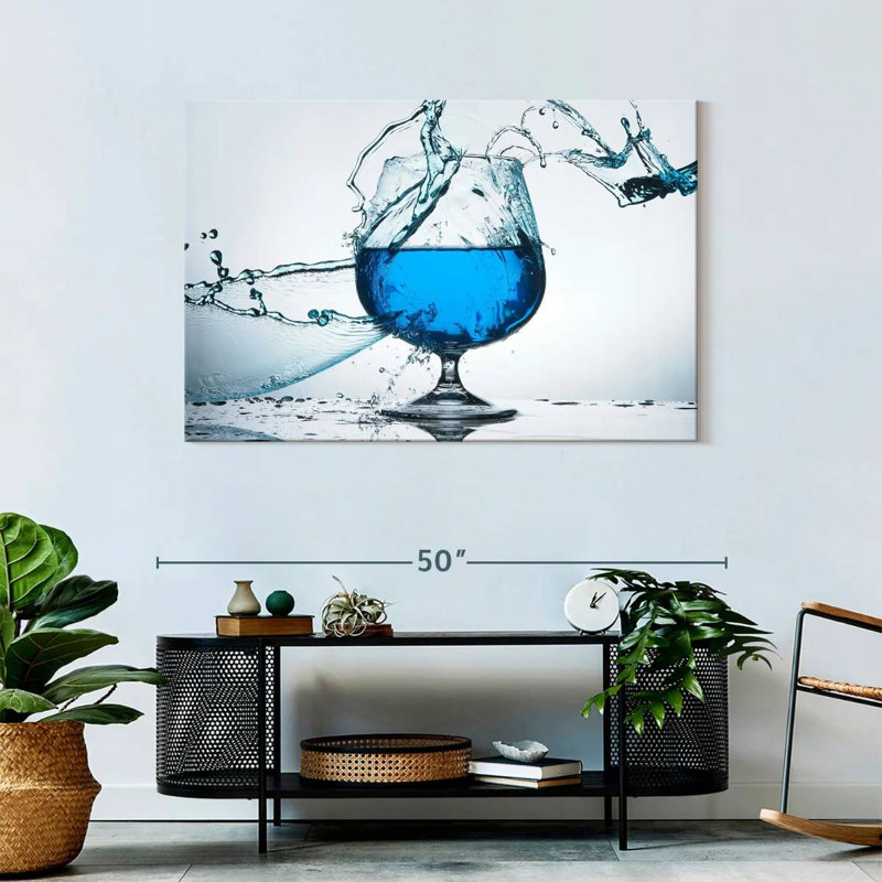 «Blue Cocktail Splash», reproduction sur toile, H 45 po x l 30 po x P 1,25 po