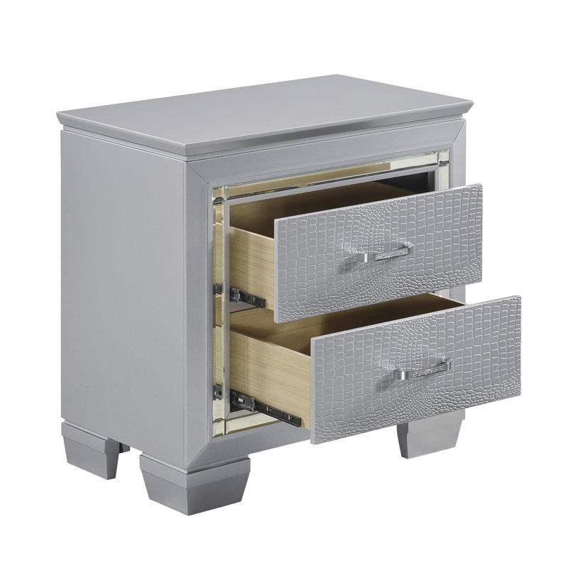 Oscar 28'' W Nightstand, Silver