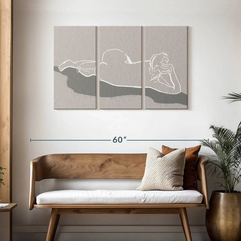 Leisha couchée sur le côté, H 28 po x l 45 po