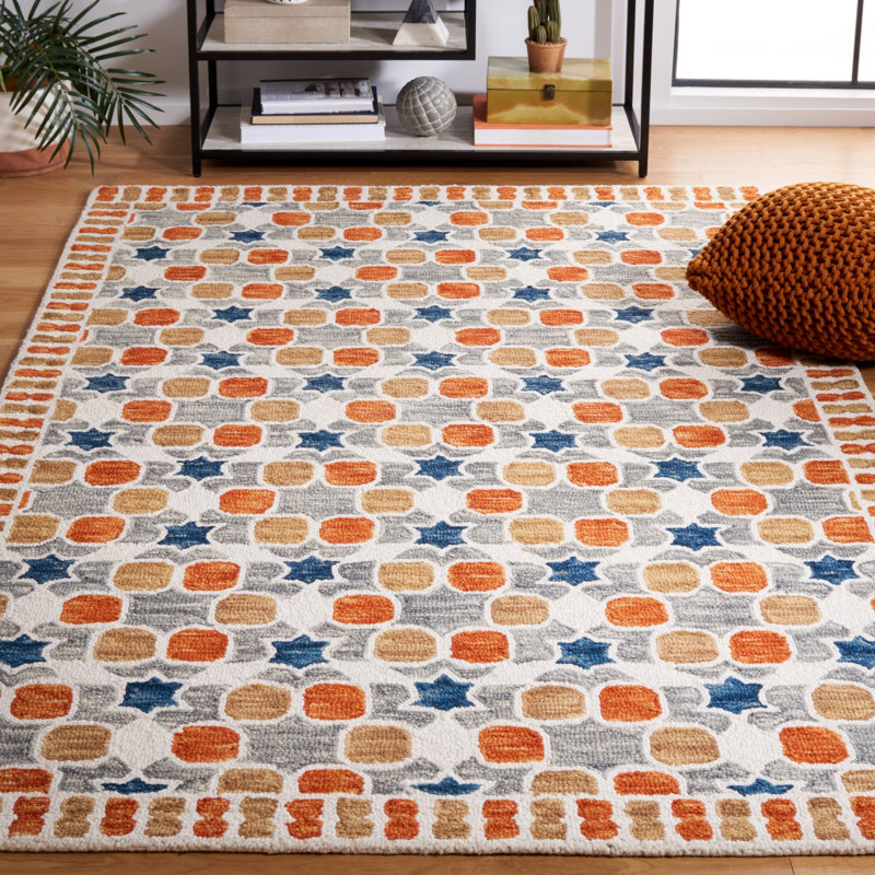 Vahakn Hand Tufted Wool/Cotton Southwestern Rug in Ivory/Gray, Rectangle 5' x 8'