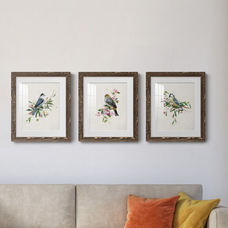 «Spring Song Blue Bird», ensemble de 3 cadres photo, Noyer, H 37,5 po x l 82,5 po x P 1,5 po
