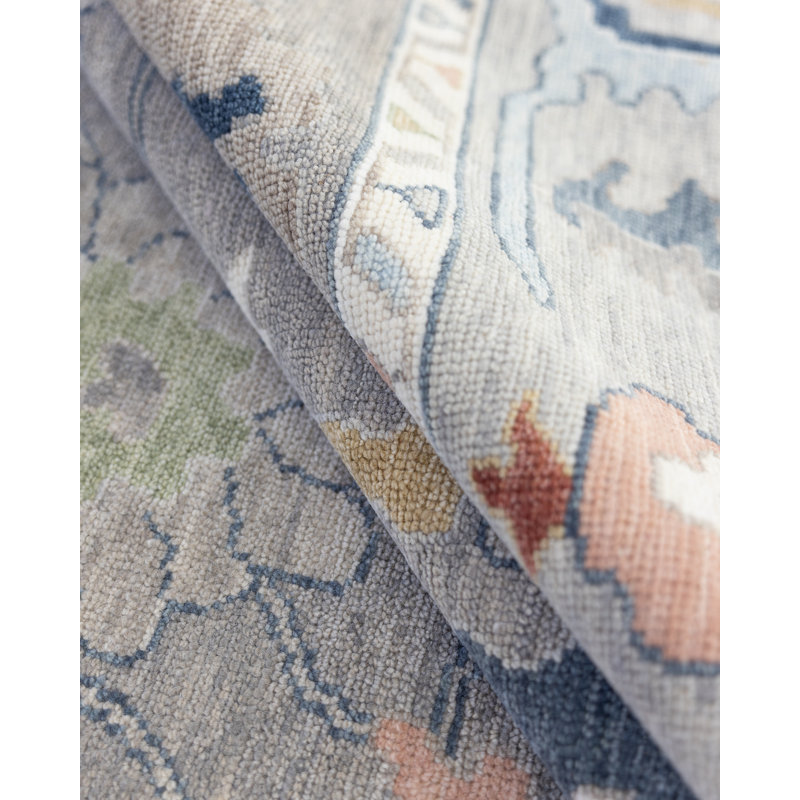 Hand Knotted Wool Floral Area Rug, Rectangle 8' x 10'